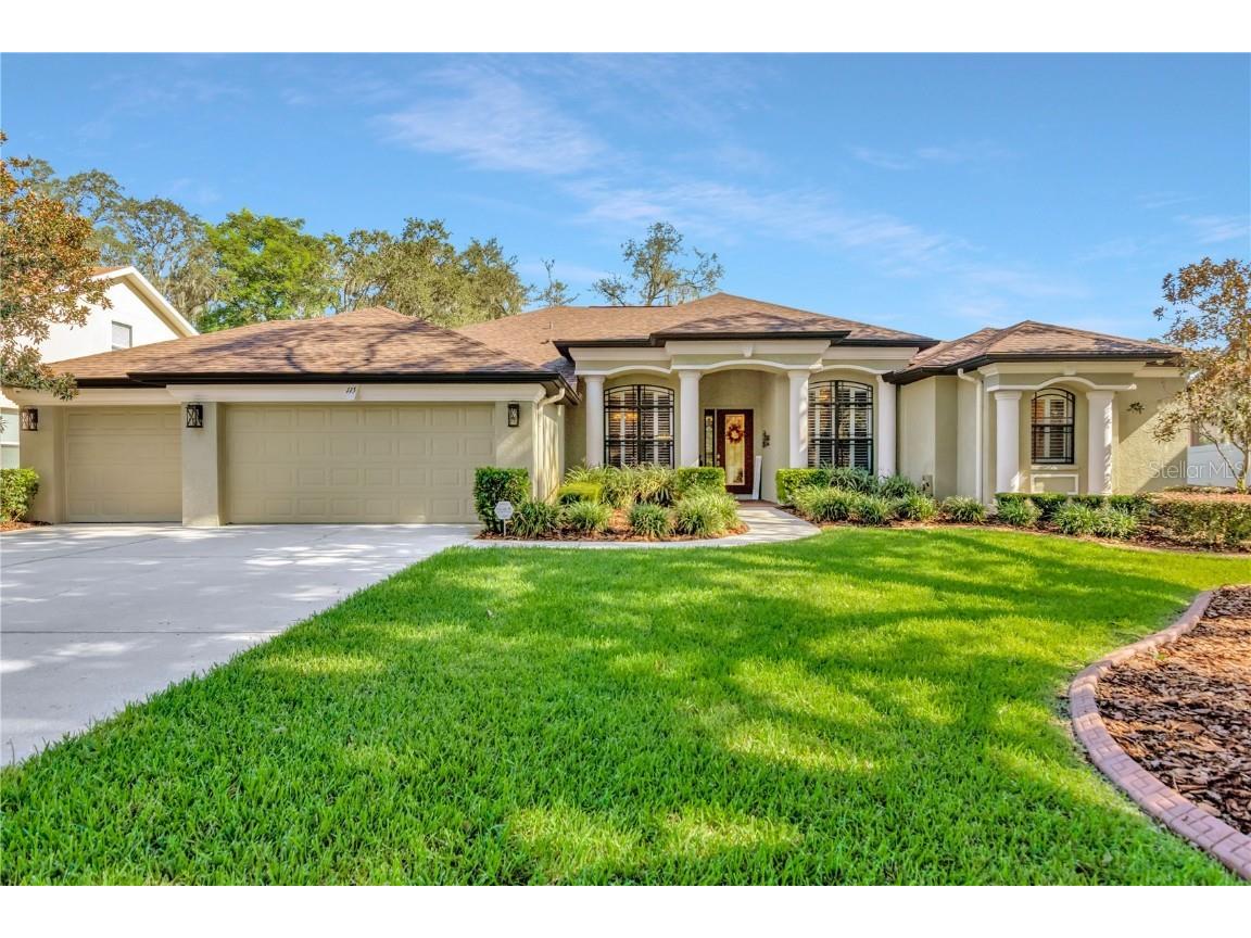 115 Falling Water Drive Brandon FL 33511 T3472420 image1