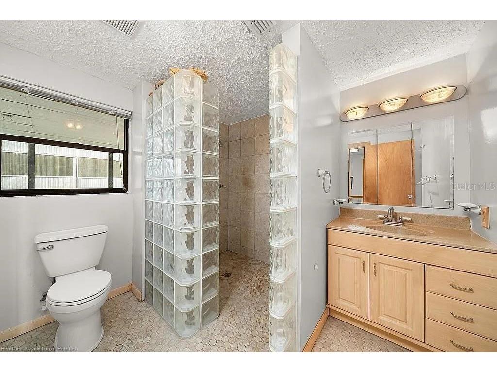 115 Heinley Road Lake Placid FL 33852 - LAKE PERSIMMON L4962202 image19