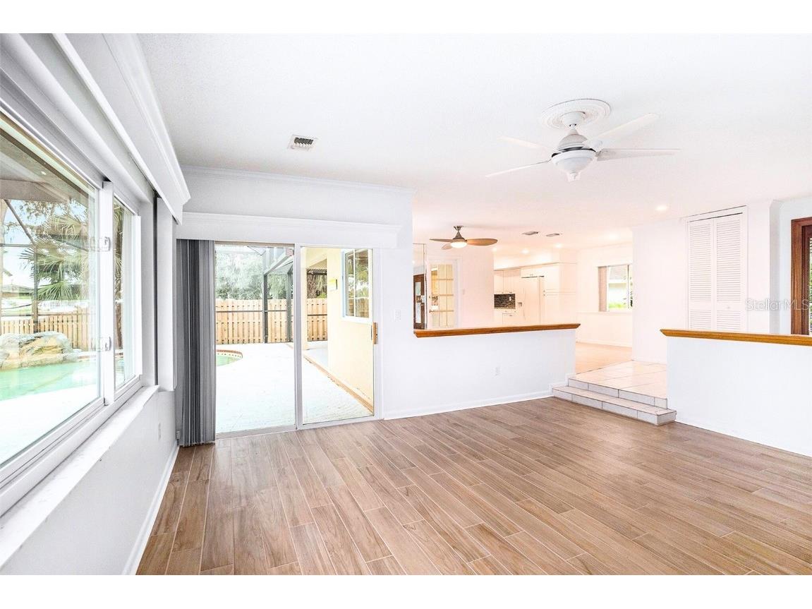 115 Lake Shore Drive E Palm Harbor FL 34684 - LAKE TARPON TB8392942 image7