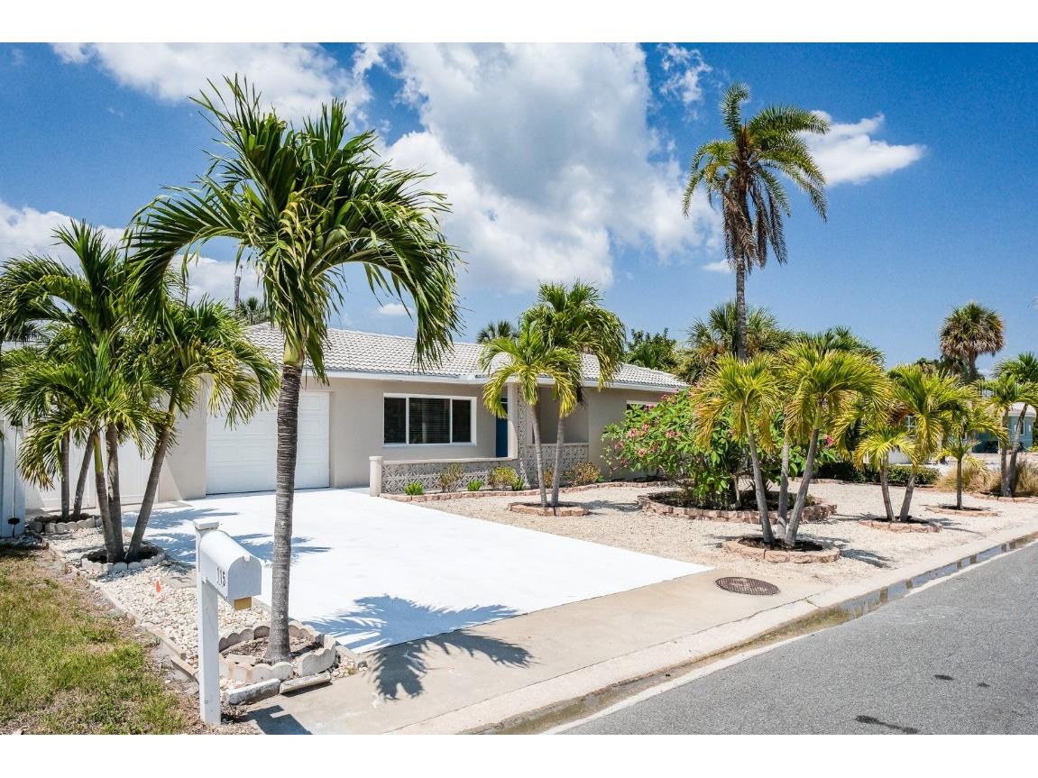 115 Lido Drive Saint Pete Beach FL 33706 U8201016 image1