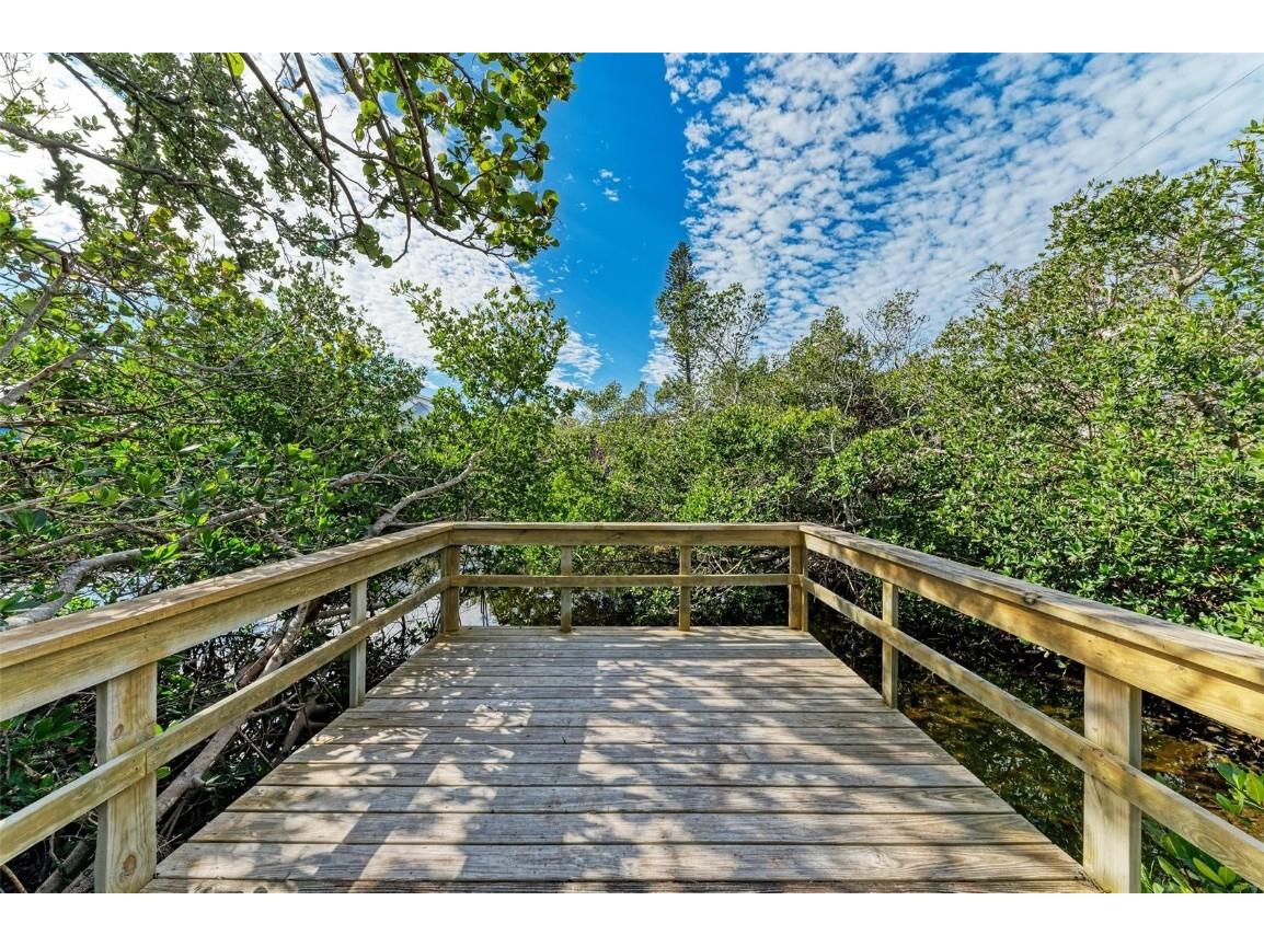 115 Los Cedros Drive Anna Maria FL 34216 - LAKE MARSHA A4675725 image10