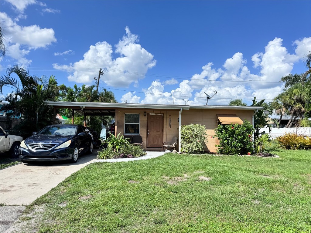 115 Martin Drive NE Port Charlotte FL 33952 C7495002 image1