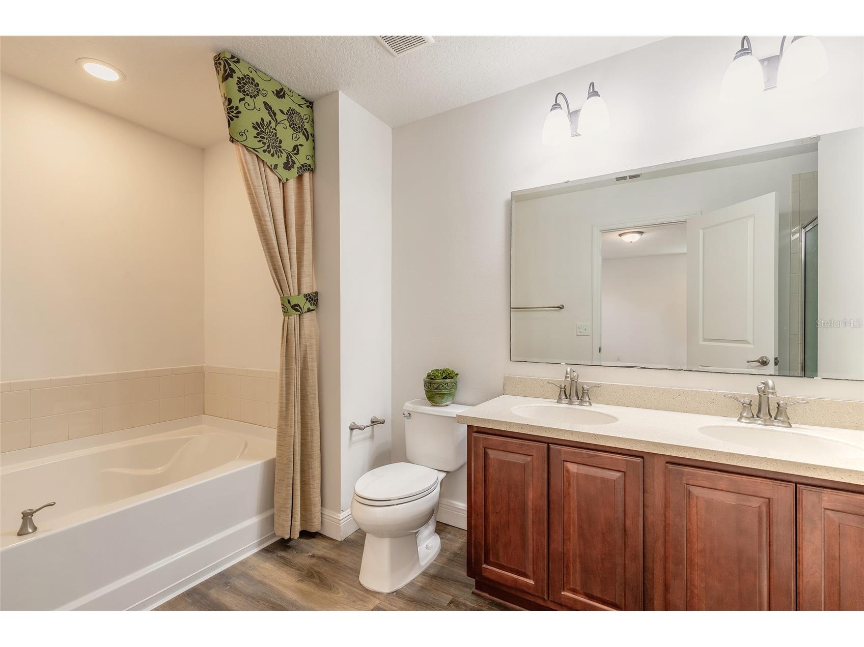 115 Mulberry Branch Court Daytona Beach FL 32124 V4947588 image8