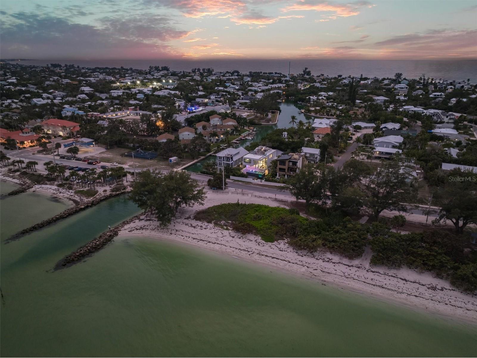 115 N Bay Boulevard Anna Maria FL 34216 A4676139 image2