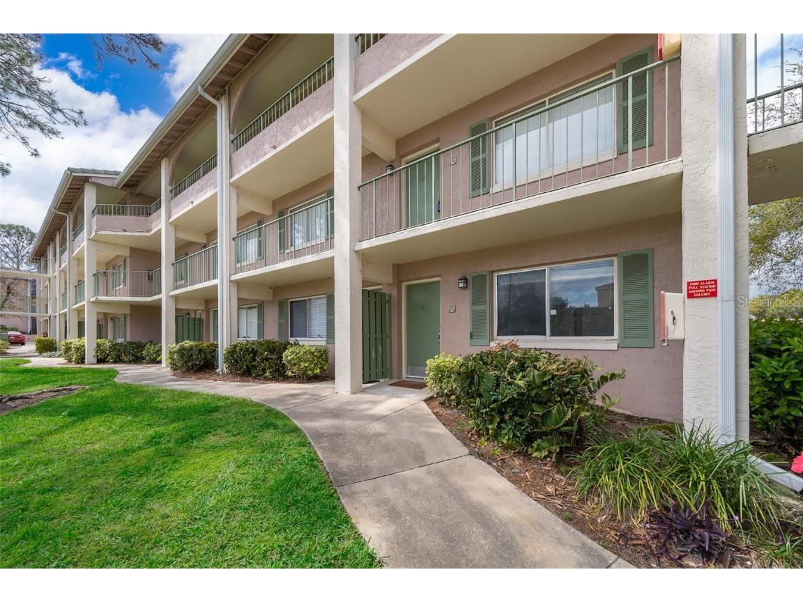 115 Oyster Bay Circle #170 Altamonte Springs FL 32701 O6181859 image1