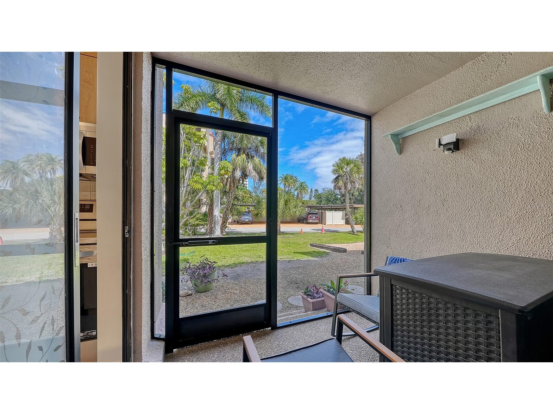 115 Pass Key Road #115 Sarasota FL 34242 - GULF OF MEXICO A4685793 image13