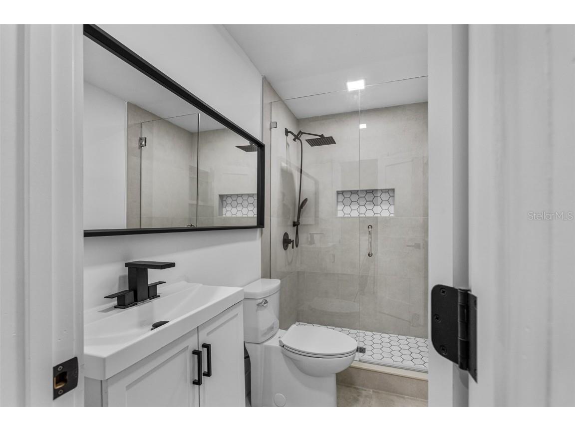 115 Rafael Boulevard NE Saint Petersburg FL 33704 TB8457046 image18