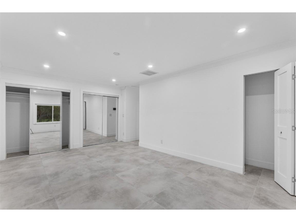 115 Rafael Boulevard NE Saint Petersburg FL 33704 TB8457046 image28