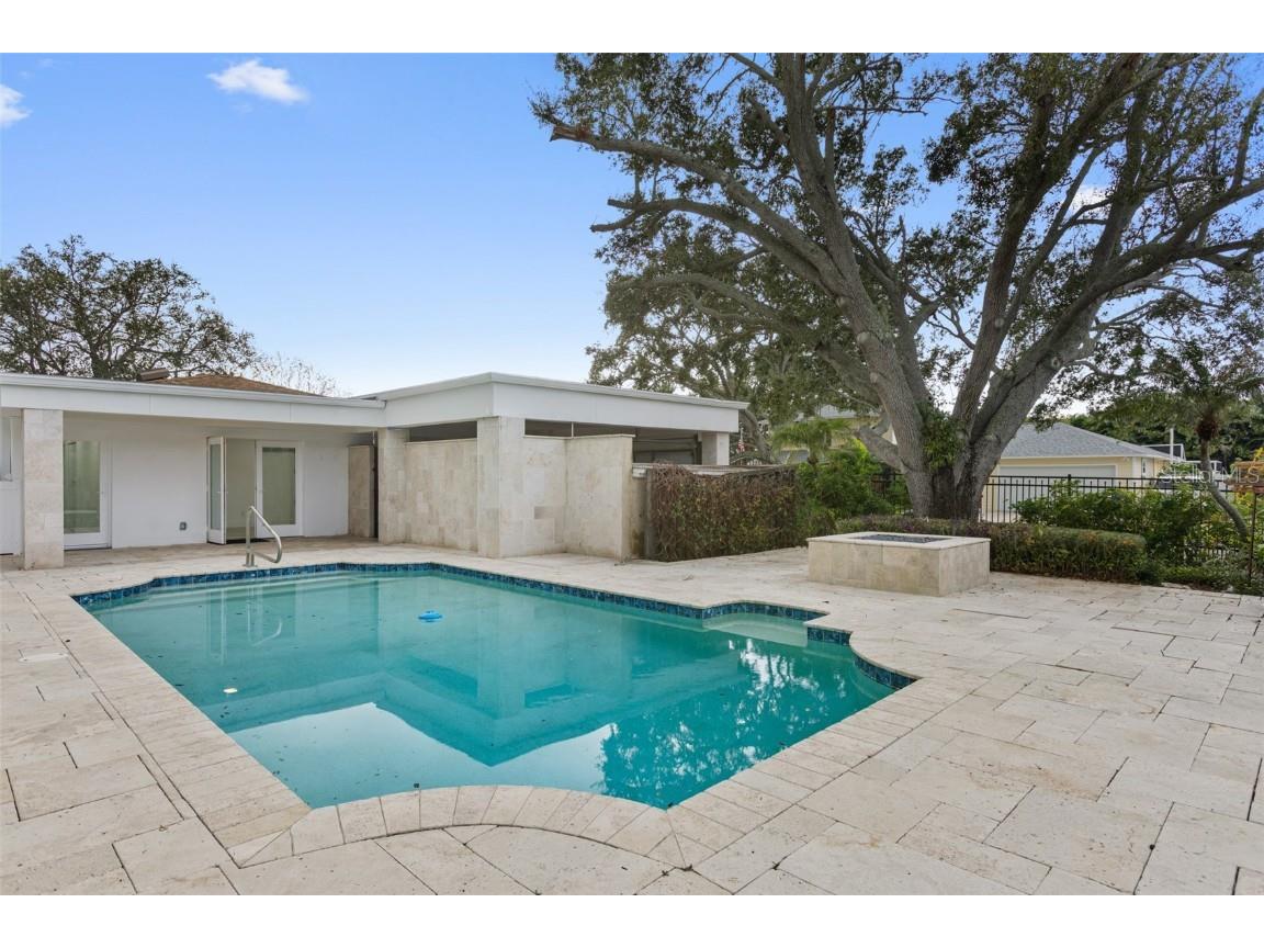 115 Rafael Boulevard NE Saint Petersburg FL 33704 TB8457046 image29