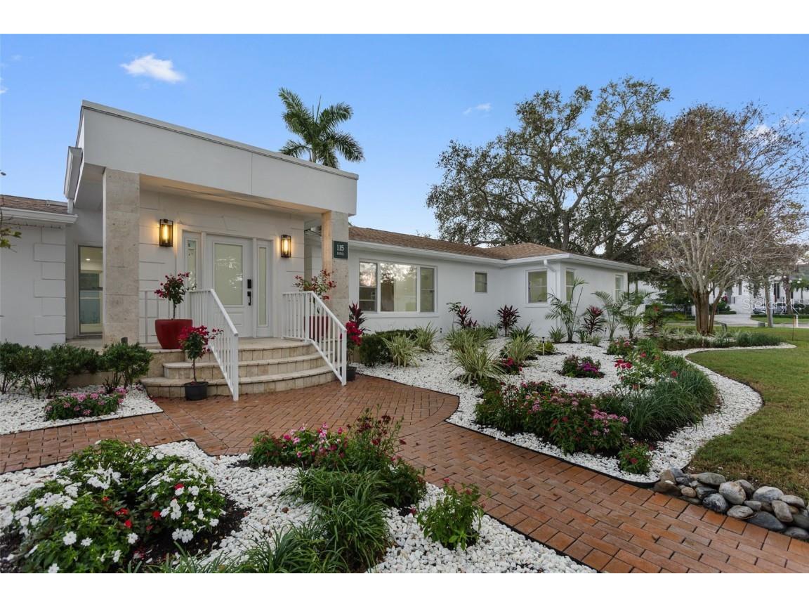 115 Rafael Boulevard NE Saint Petersburg FL 33704 TB8457046 image3