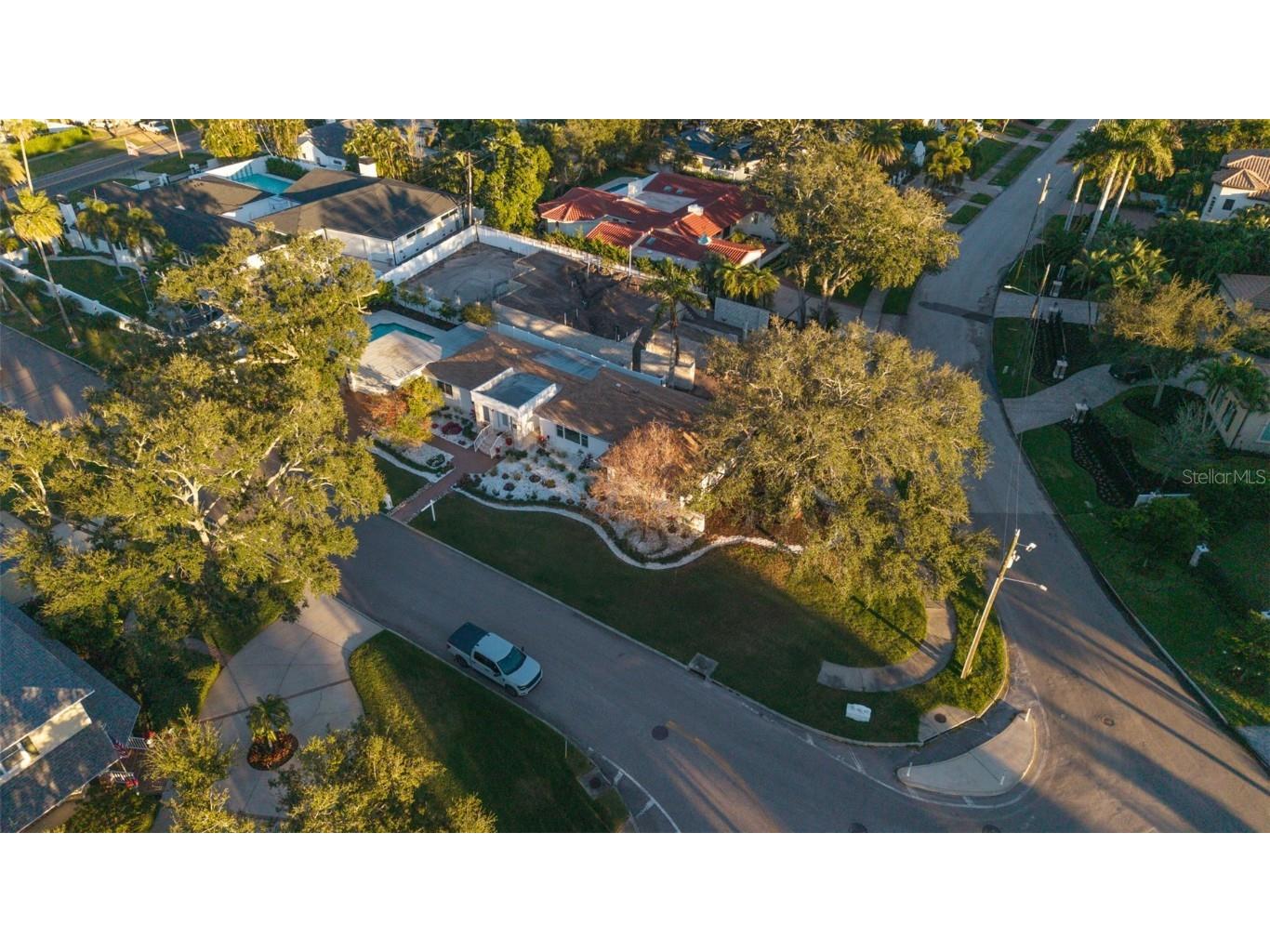 115 Rafael Boulevard NE Saint Petersburg FL 33704 TB8457046 image39