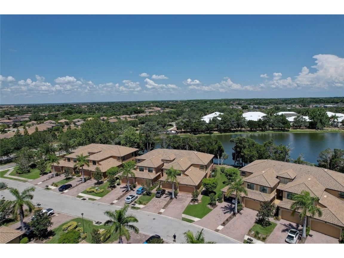 115 Red Fox Court #104 Bradenton FL 34212 A4609299 image1