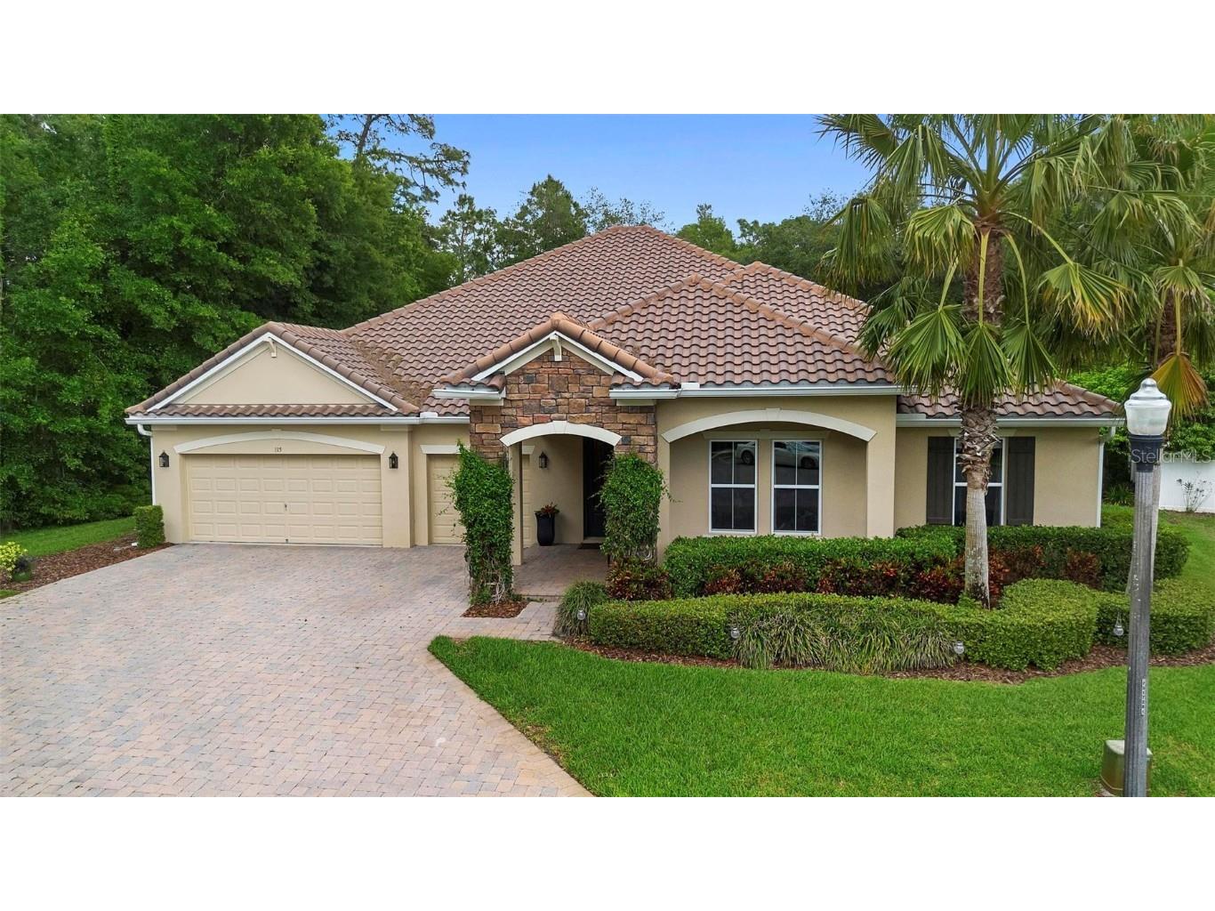 115 San Marino Lane Deland FL 32724 V4942067 image1