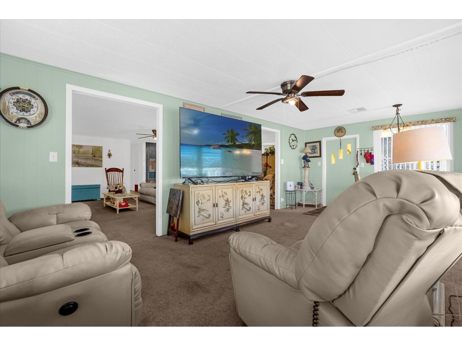 115 Tropical Lane Leesburg FL 34748 - LAKE GRIFFIN G5107912 image6