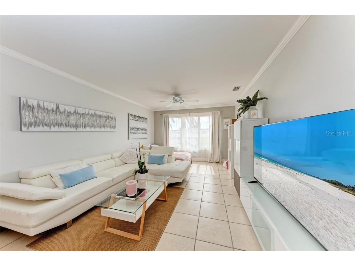 115 Tyler Drive #203 Sarasota FL 34236 A4630025 image5