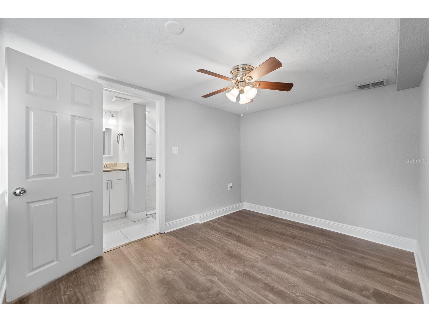 115 W Allison Court Tampa FL 33603 TB8515425 image12