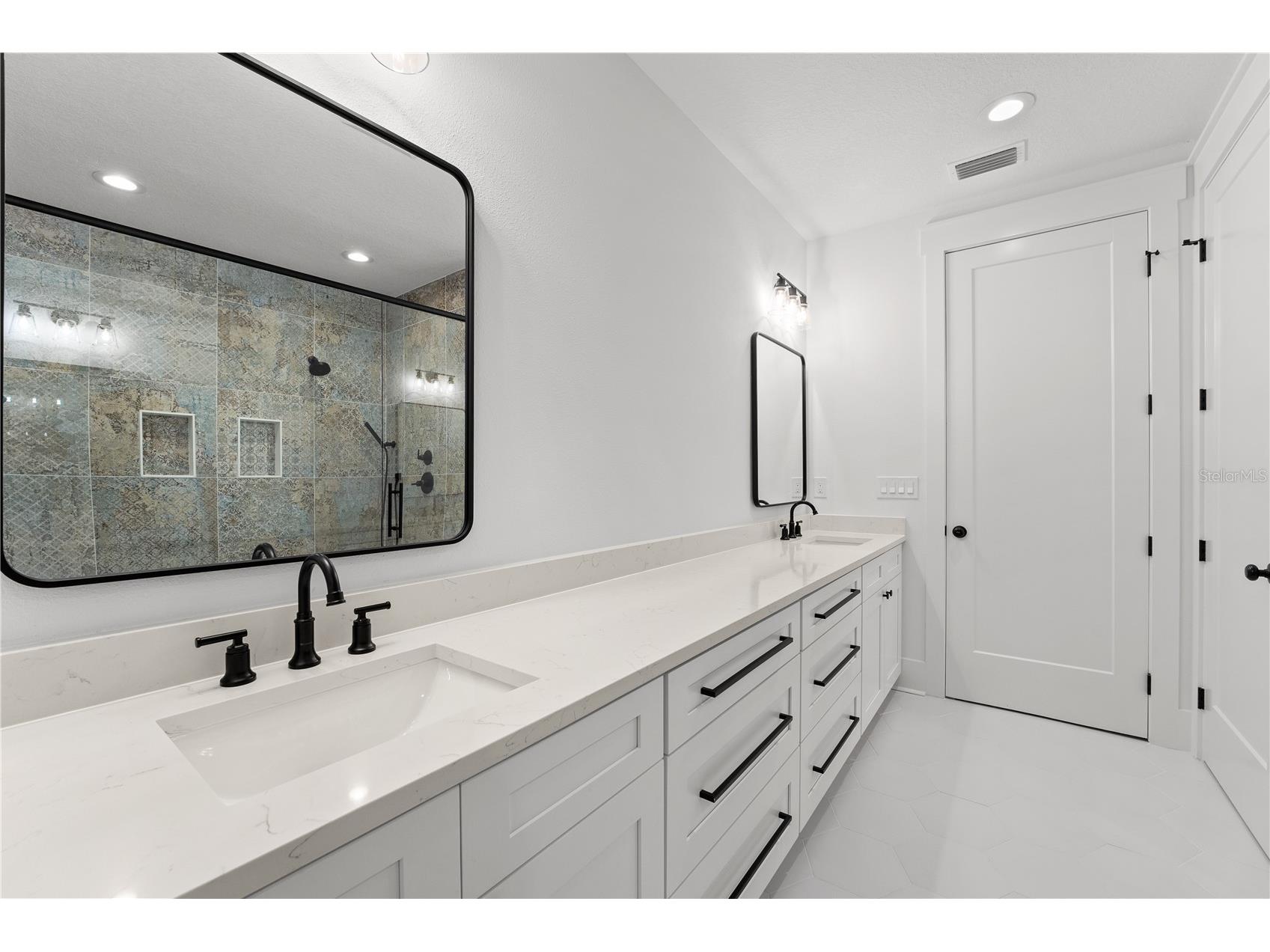 115 W Hiawatha Street #1/2 Tampa FL 33604 TB8507223 image41