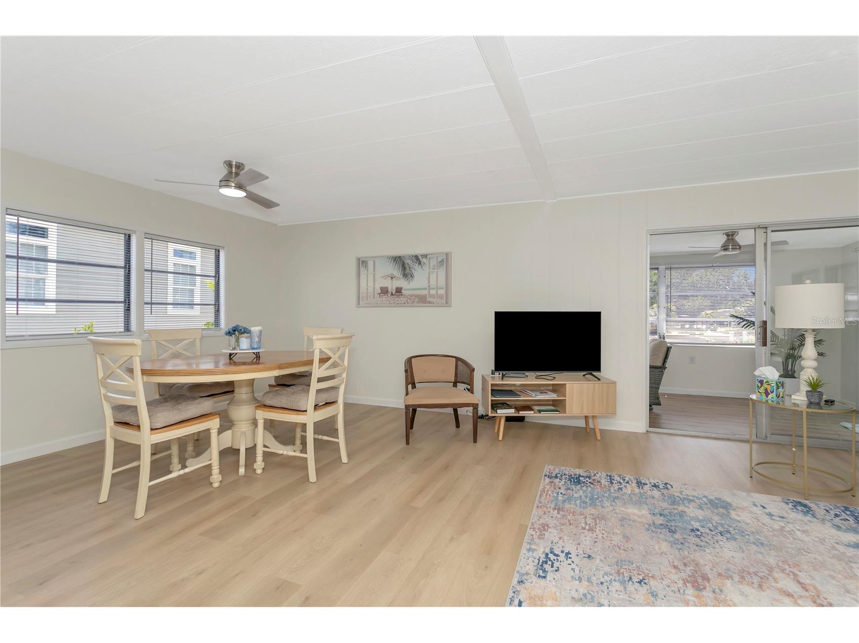 115 White Oak Way Sarasota FL 34237 A4697185 image15