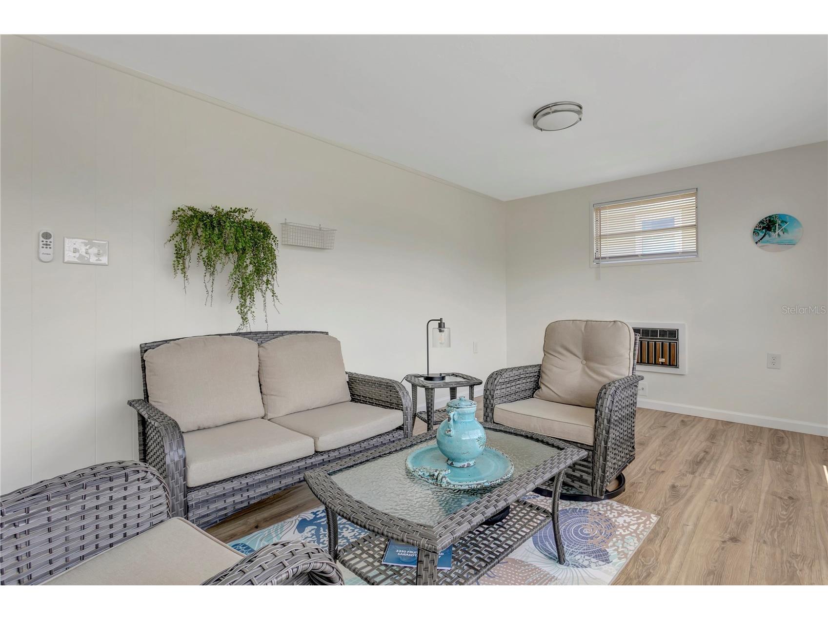 115 White Oak Way Sarasota FL 34237 A4697185 image16