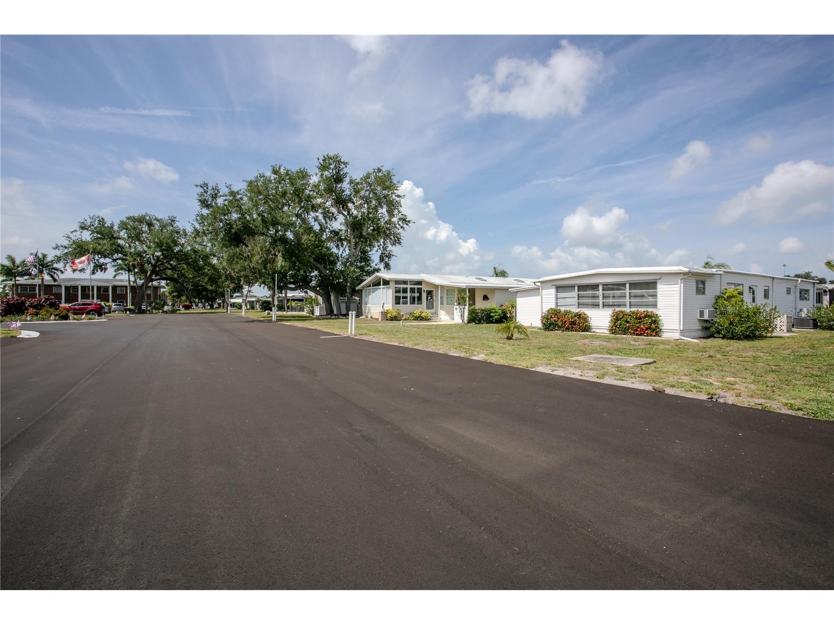 115 White Oak Way Sarasota FL 34237 A4697185 image49