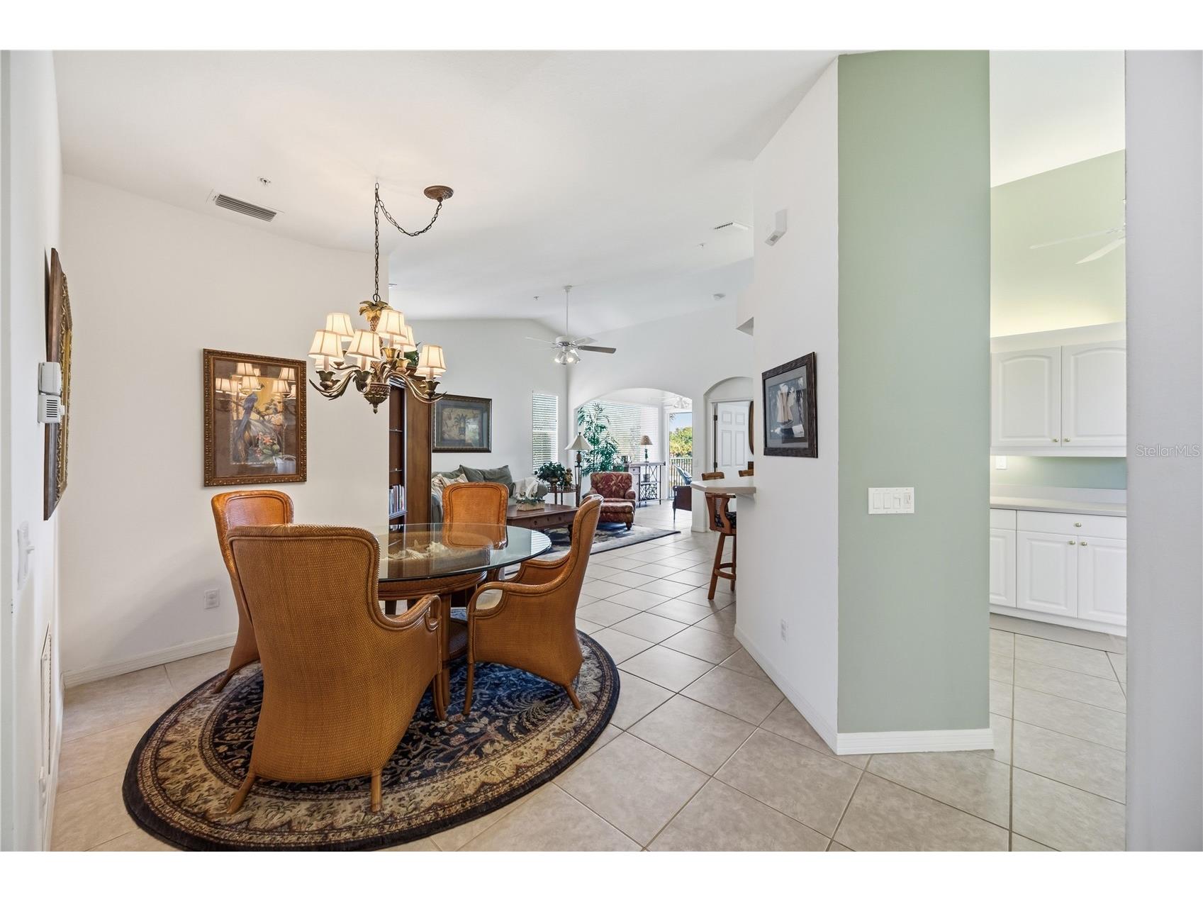 115 Woodbridge Drive #201 Venice FL 34293 C7523681 image4