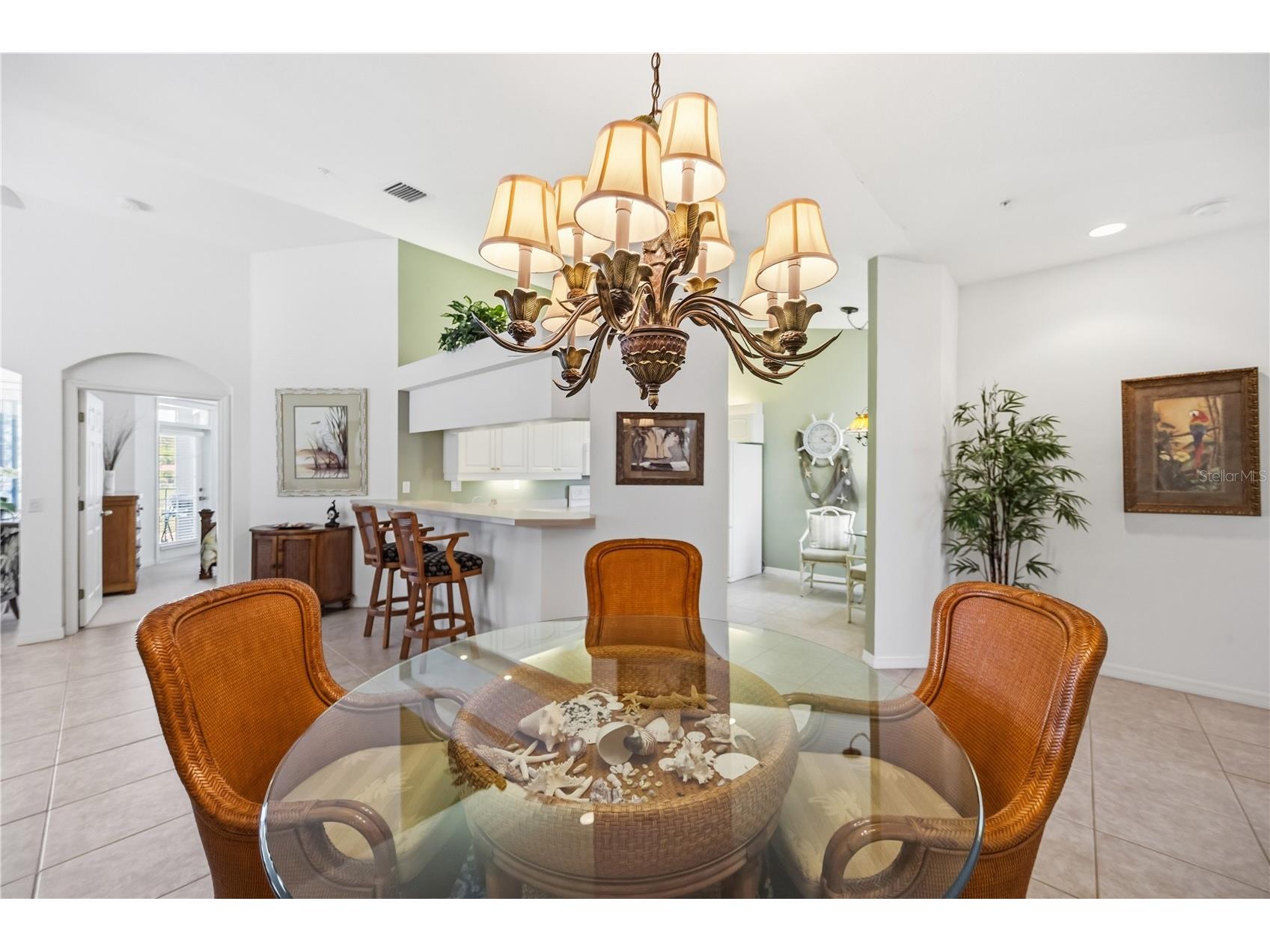 115 Woodbridge Drive #201 Venice FL 34293 C7523681 image5