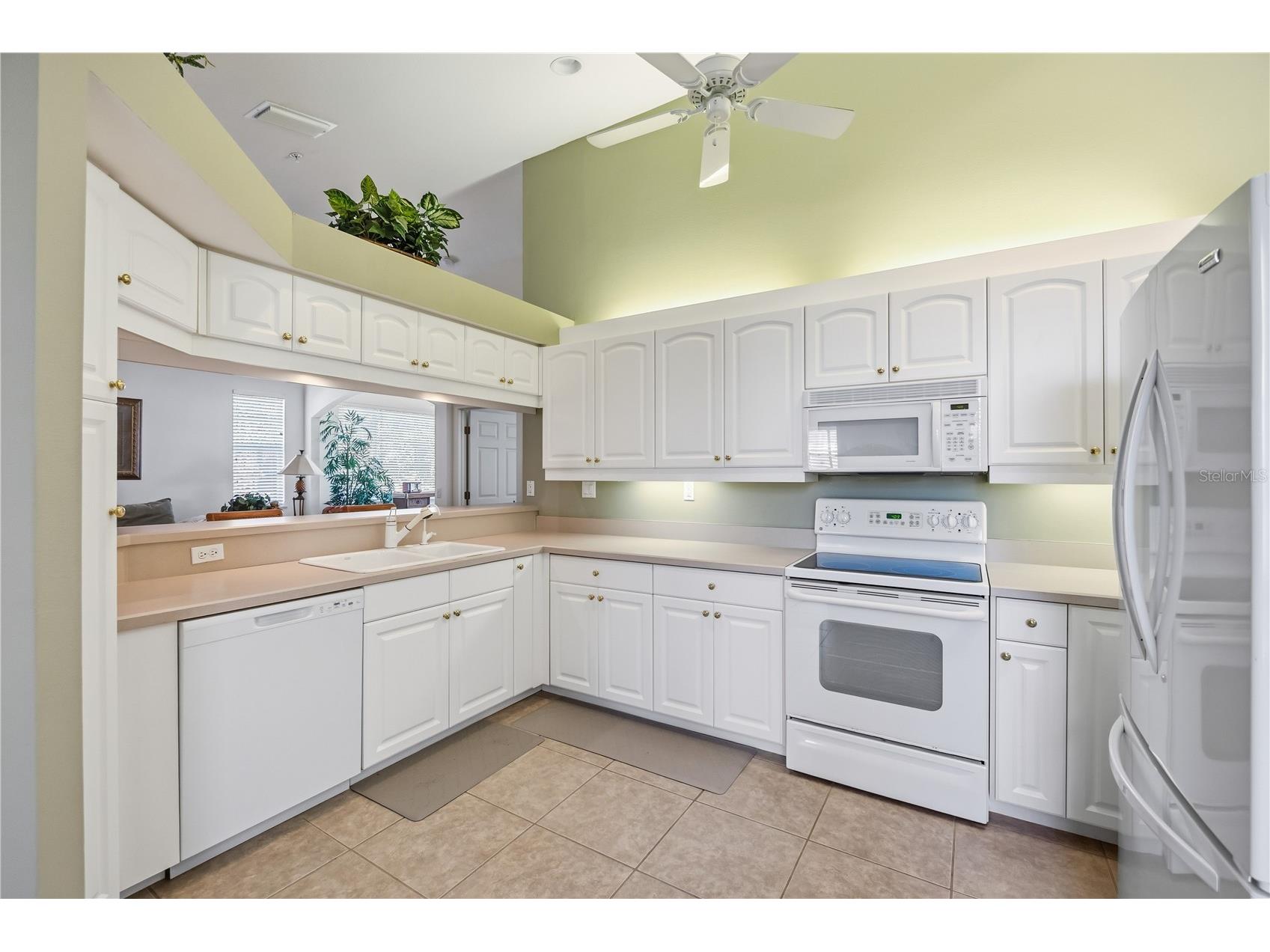 115 Woodbridge Drive #201 Venice FL 34293 C7523681 image8