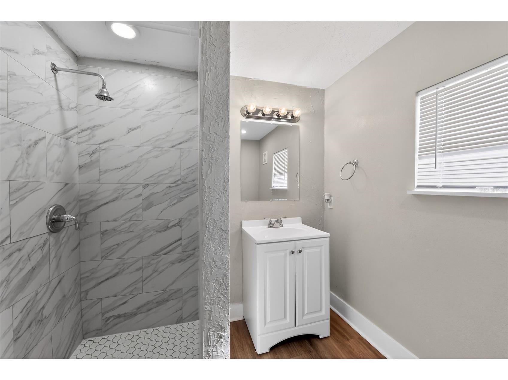 1150 52nd Street Sarasota FL 34234 O6400956 image12