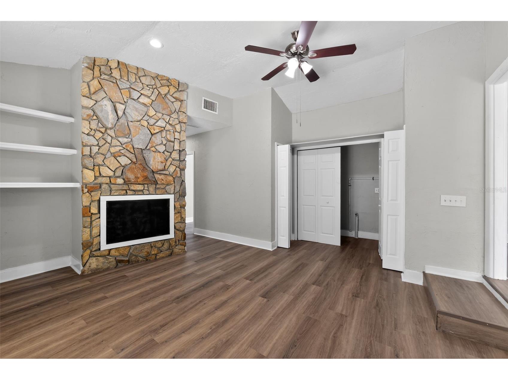 1150 52nd Street Sarasota FL 34234 O6400956 image3