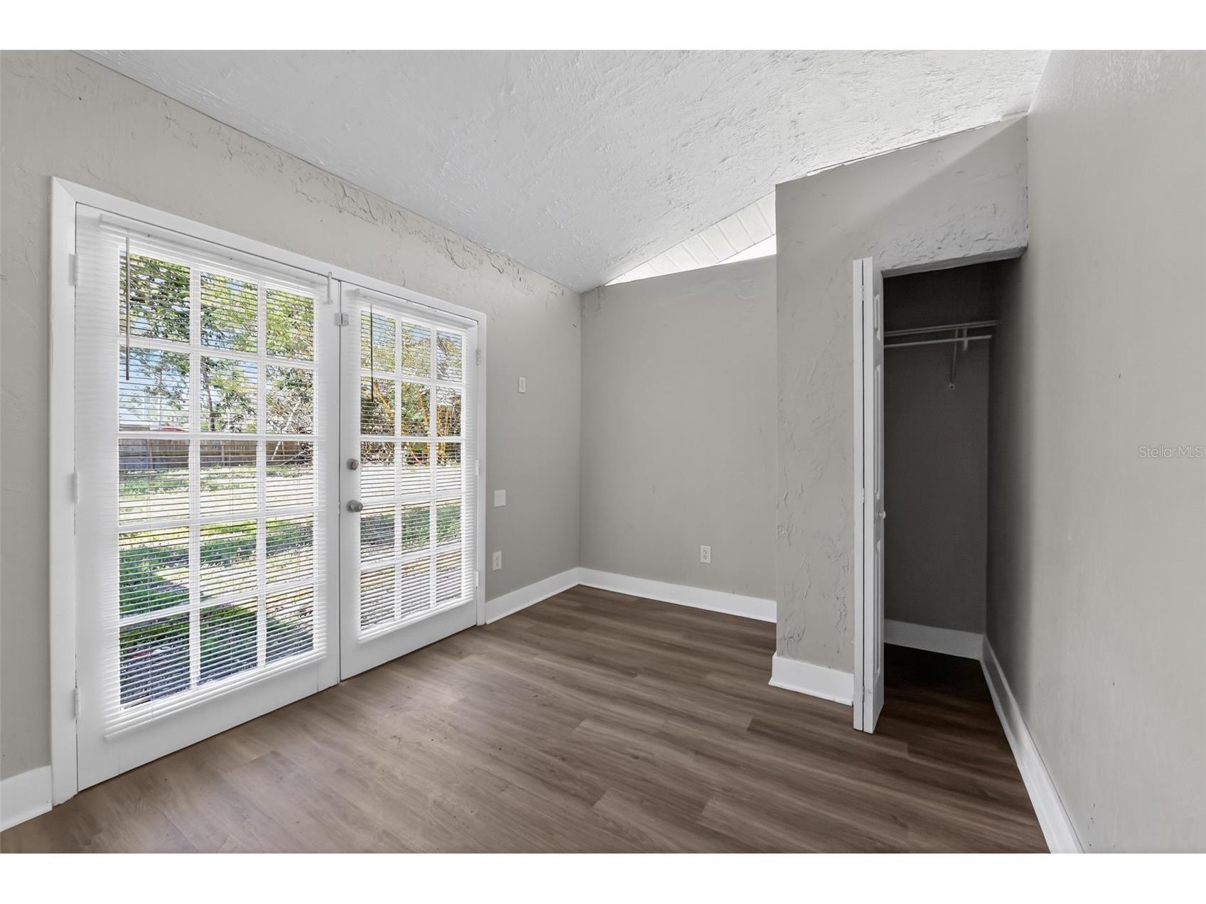 1150 52nd Street Sarasota FL 34234 O6400956 image6
