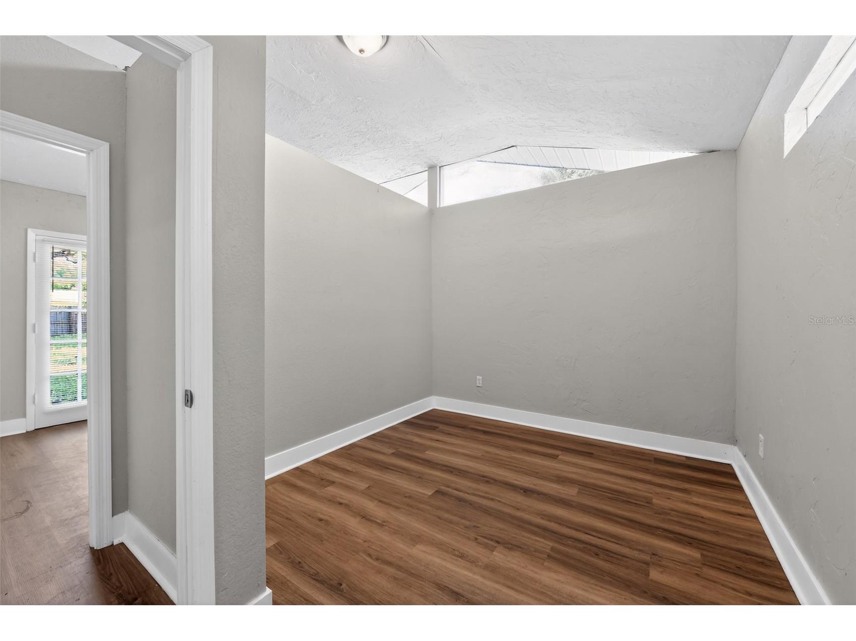1150 52nd Street Sarasota FL 34234 O6400956 image7