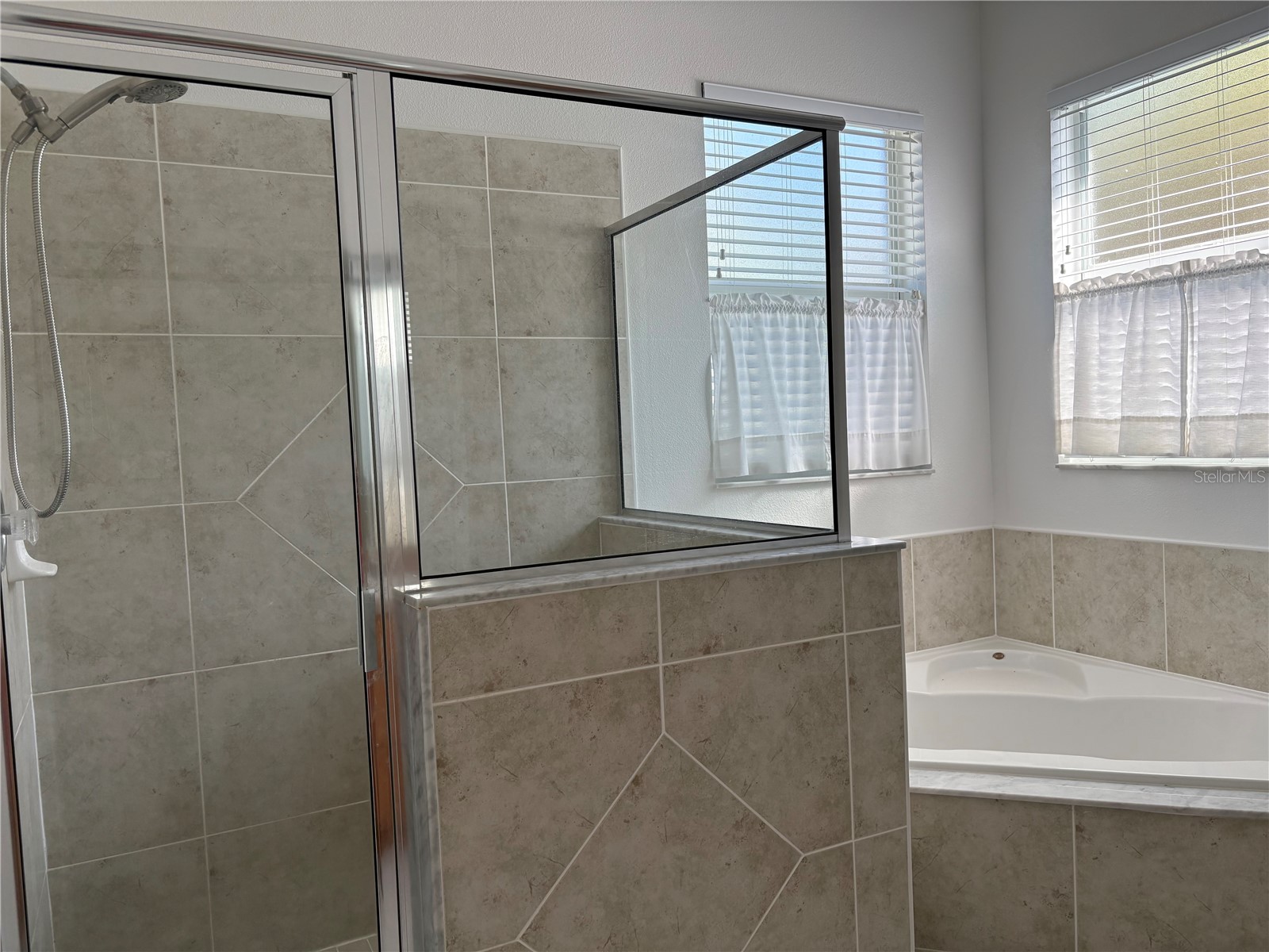 1150 Creekview Saint Cloud FL 34772 O6419659 image12