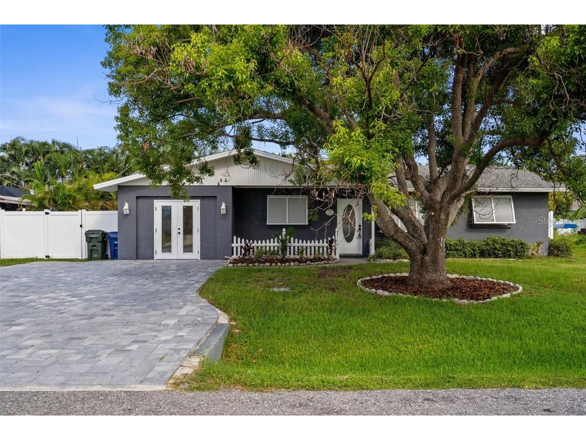 1150 Cumberland Road Venice FL 34293 A4660955 image1