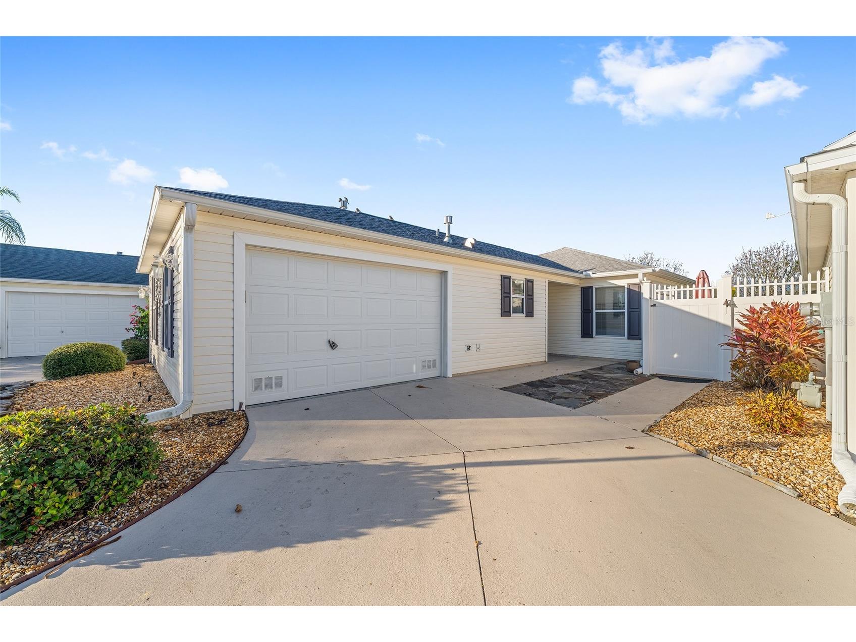 1150 Mcbee Avenue The Villages FL 32162 G5106353 image1