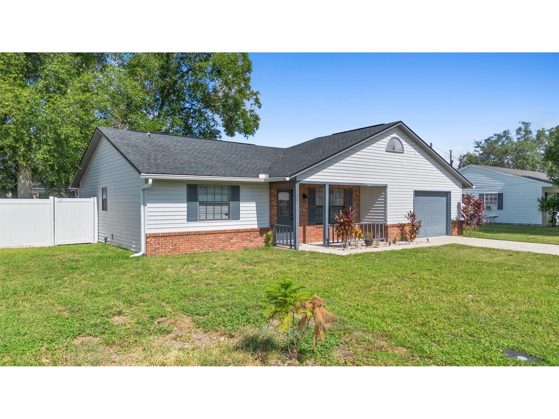 1150 Orangewood Avenue Deland FL 32724 V4944088 image1