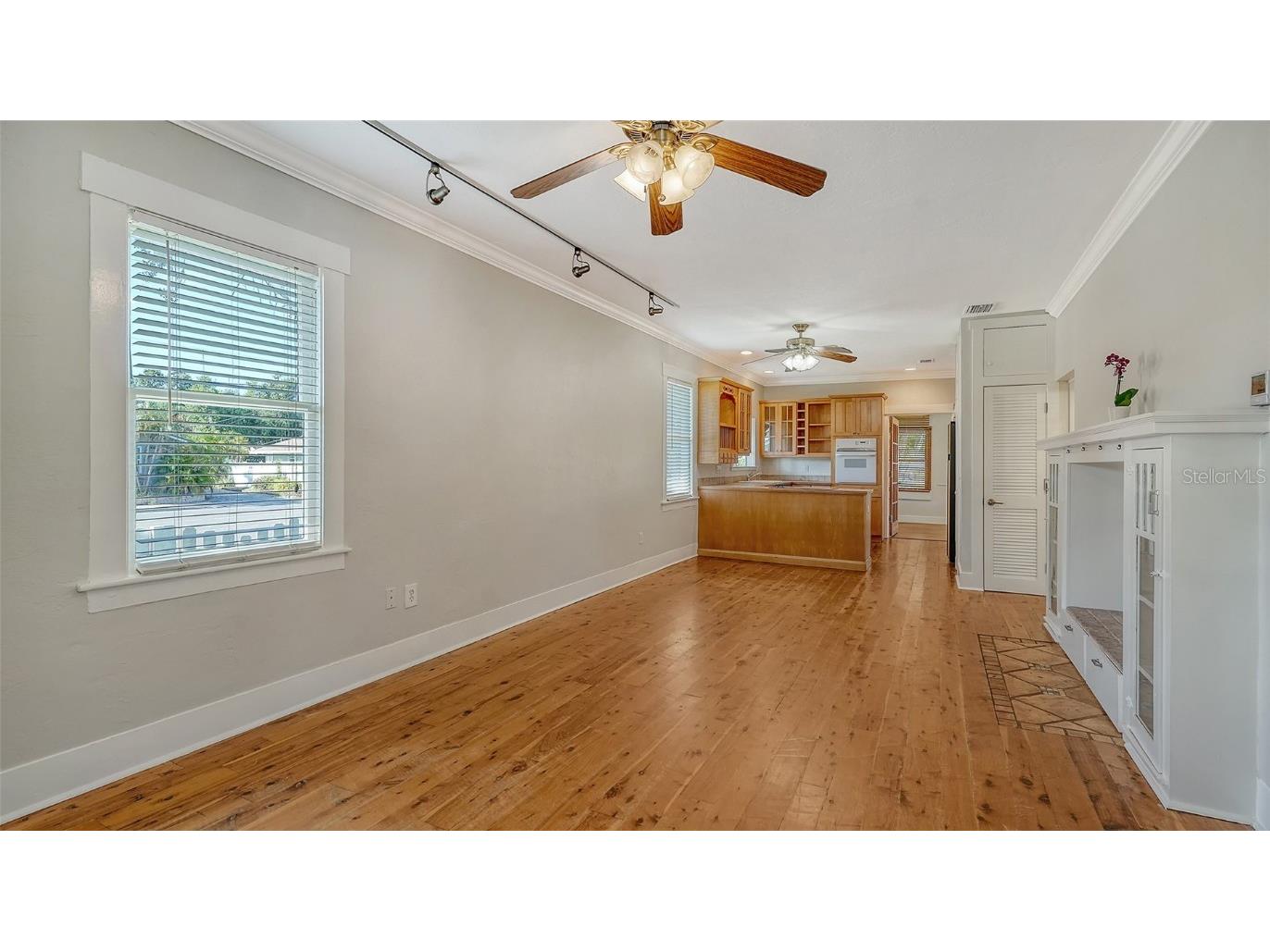 1150 Pattison Avenue Sarasota FL 34237 A4665904 image7