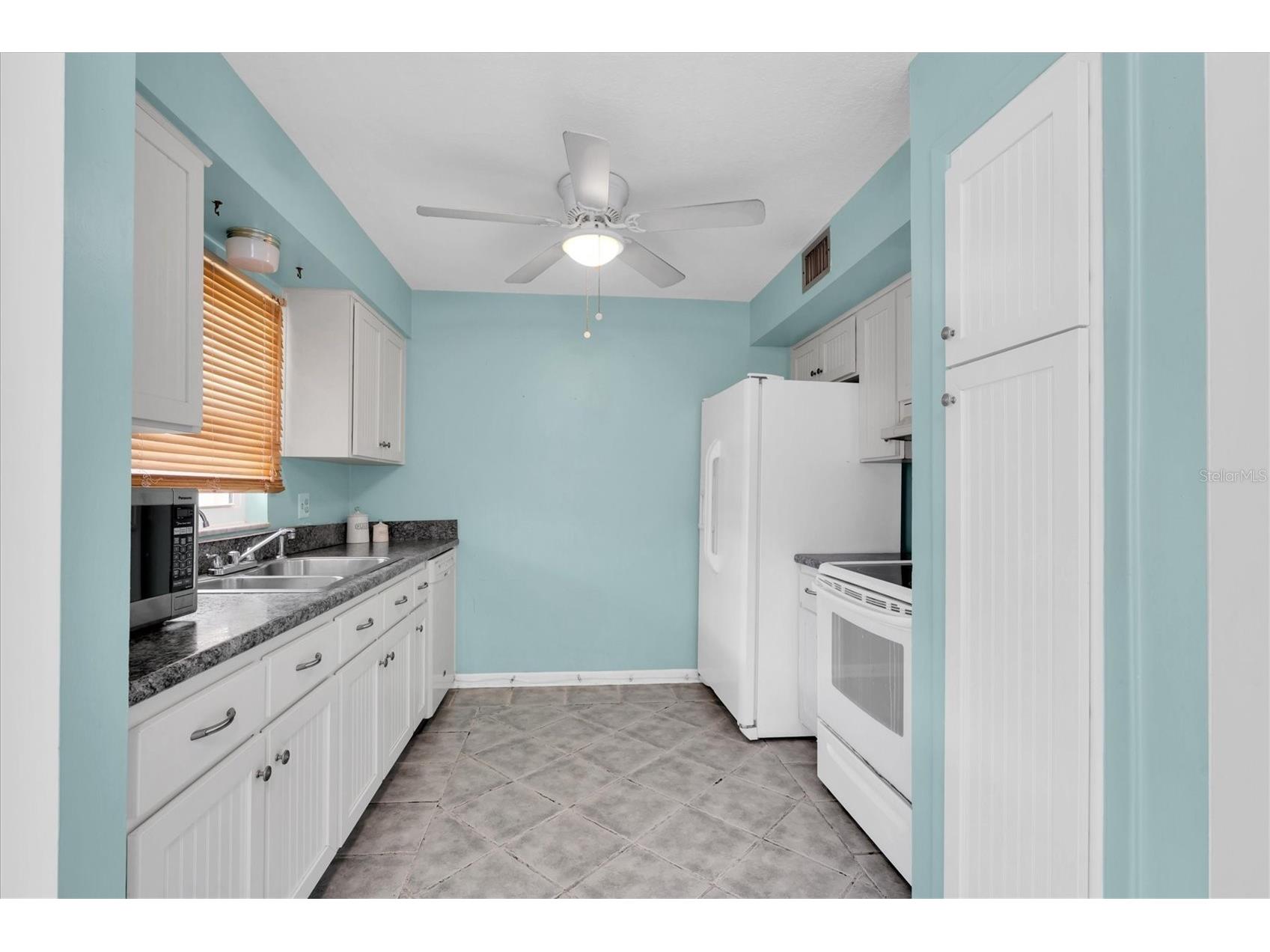 1150 Rue Des Reines #2B South Pasadena FL 33707 TB8430801 image15