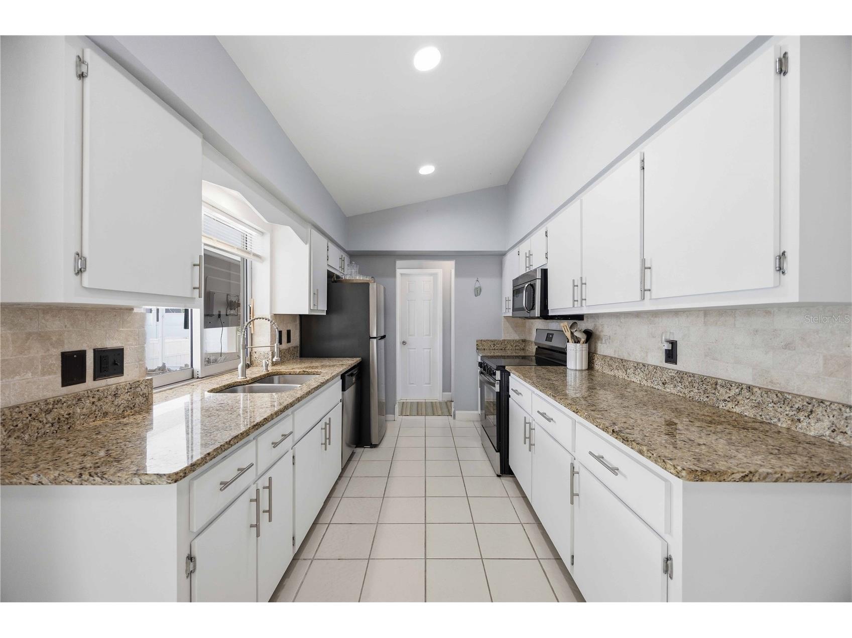1150 Waterside Street Port Charlotte FL 33952 - HAVERHILL WATERWAY A4688352 image10