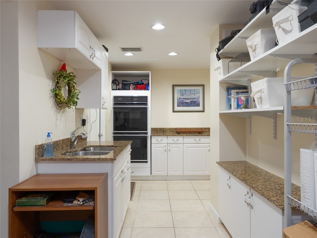 1150 Willis Avenue Sarasota FL 34232 A4666350 image44