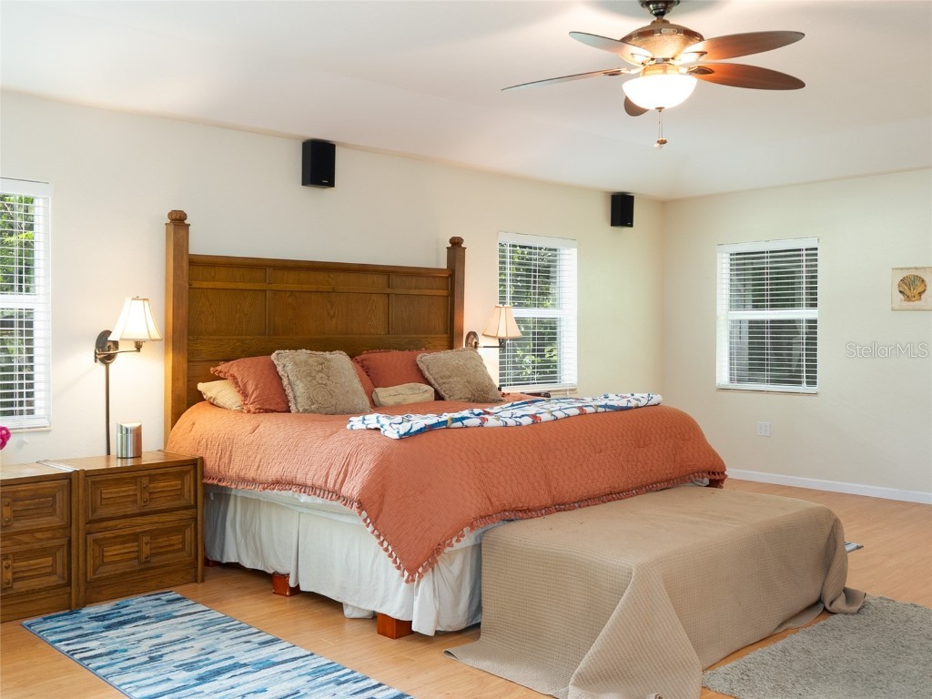 1150 Willis Avenue Sarasota FL 34232 A4666350 image49