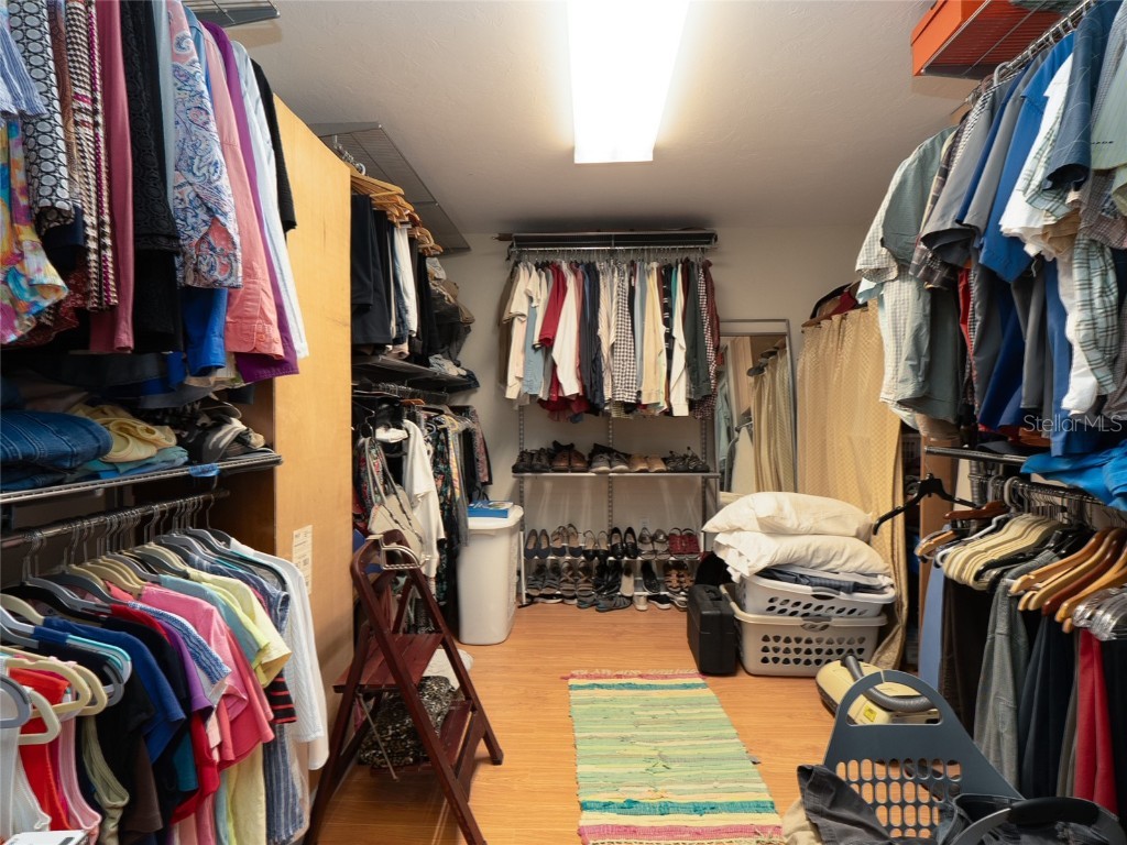 1150 Willis Avenue Sarasota FL 34232 A4666350 image52