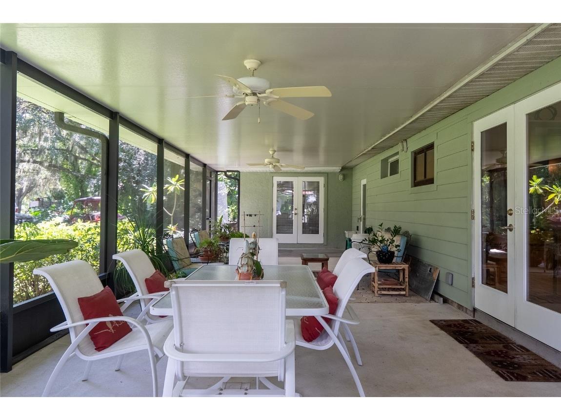 1150 Willis Avenue Sarasota FL 34232 A4666350 image60