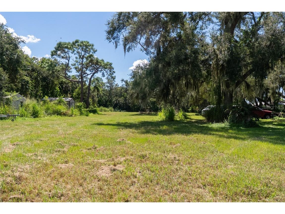 1150 Willis Avenue Sarasota FL 34232 A4666350 image74