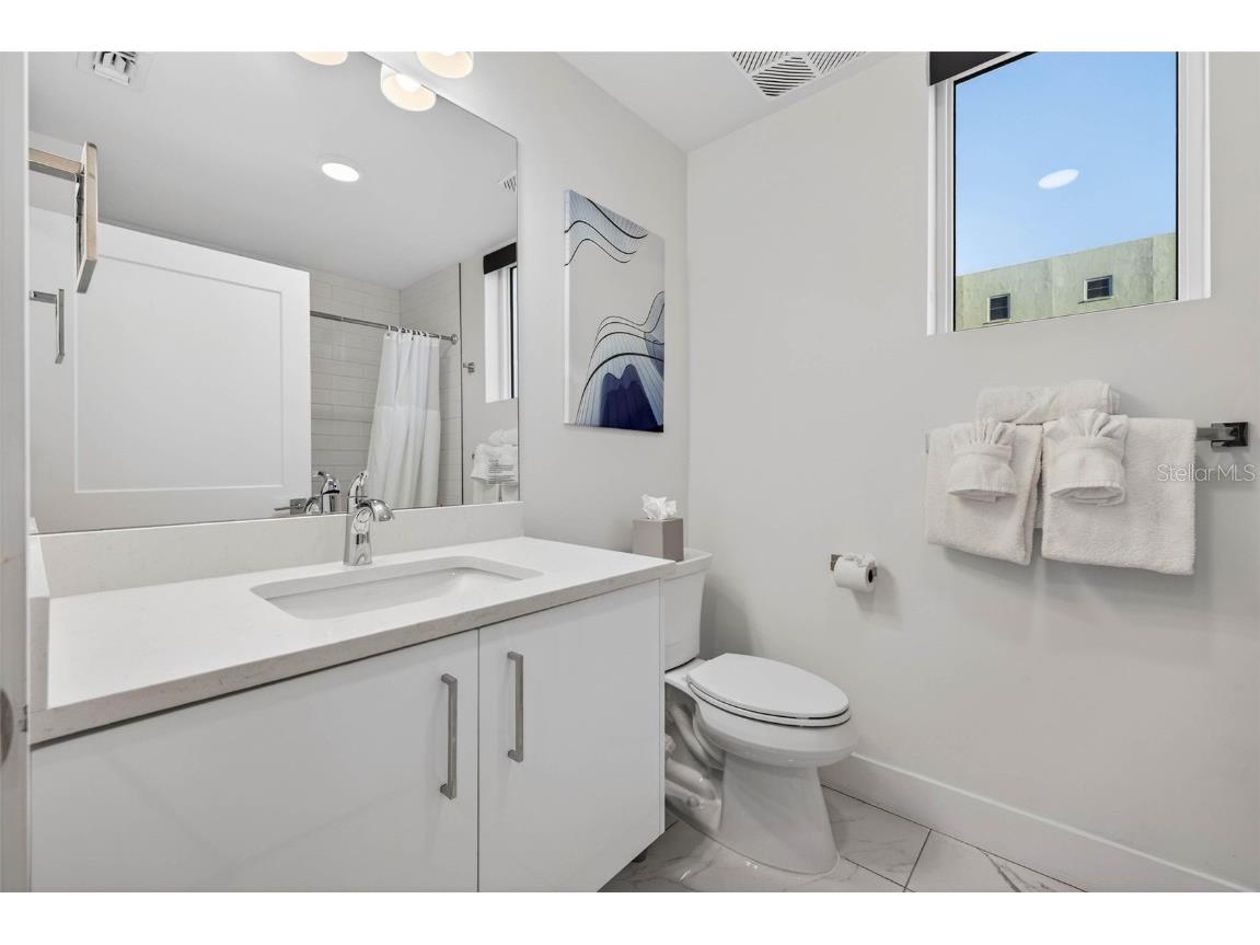 11500 Gulf Boulevard #301 Saint Petersburg FL 33706 TB8455857 image11