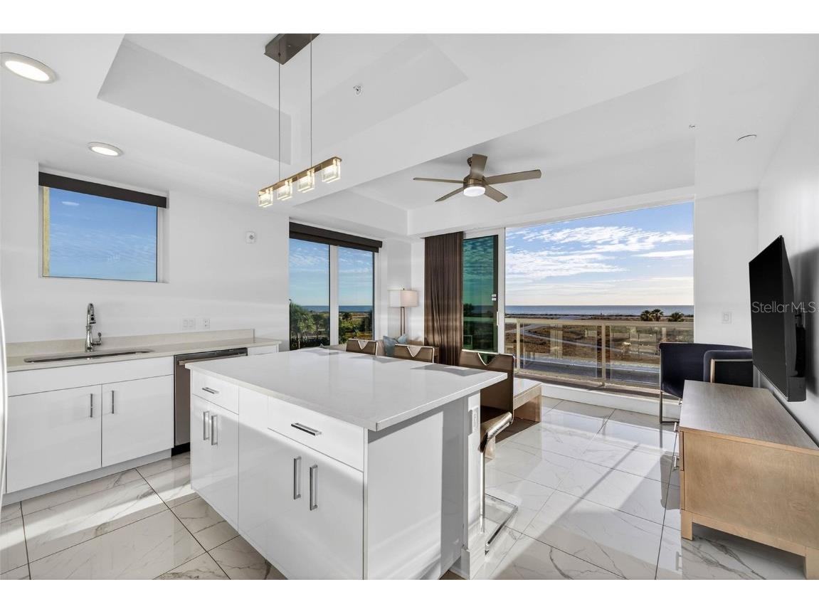 11500 Gulf Boulevard #301 Saint Petersburg FL 33706 TB8455857 image14