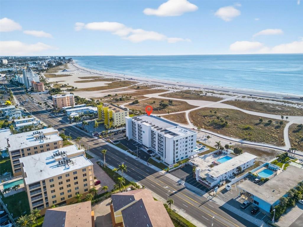 11500 Gulf Boulevard #301 Saint Petersburg FL 33706 TB8455857 image2