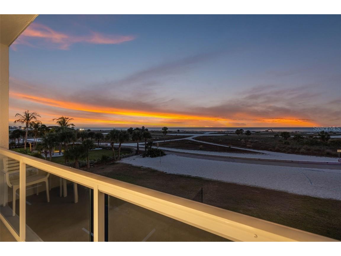 11500 Gulf Boulevard #301 Saint Petersburg FL 33706 TB8455857 image34