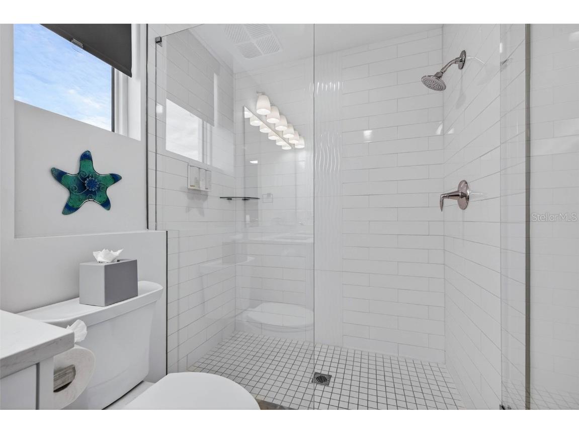 11500 Gulf Boulevard #301 Saint Petersburg FL 33706 TB8455857 image7