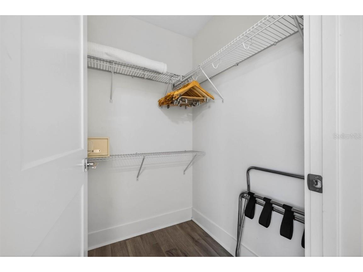 11500 Gulf Boulevard #301 Saint Petersburg FL 33706 TB8455857 image8