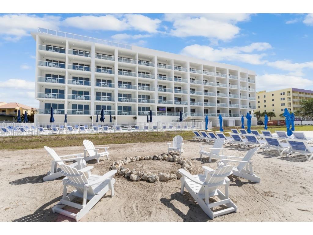 11500 Gulf Boulevard #513 Treasure Island FL 33706 TB8388320 image1